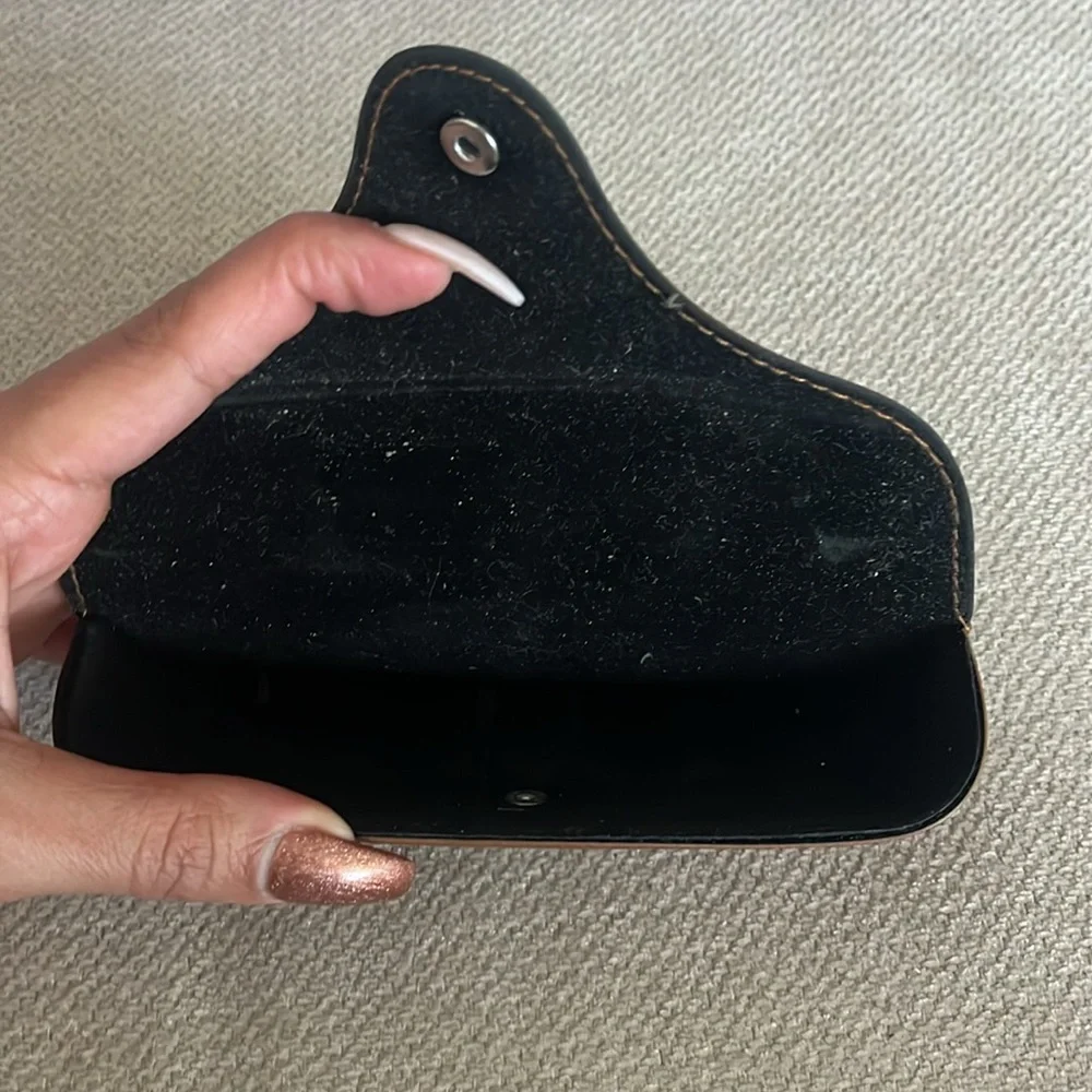 Ray ban Leather Pouch Universal Soft Sunglasses Case Only -Brown